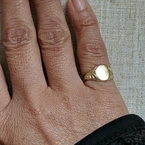 14K yellow gold  pinky ring